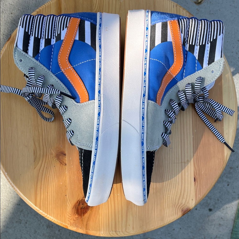 Vans Black and Gray High-Top Athletic Shoes - Picture 2 of 5